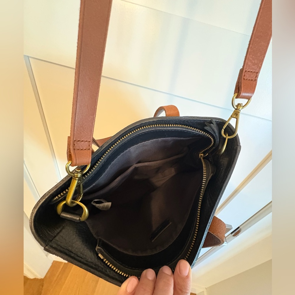 Madewell The Zip-Top Black Leather Transport Crossbody Bag Purse - Picture 4 of 5